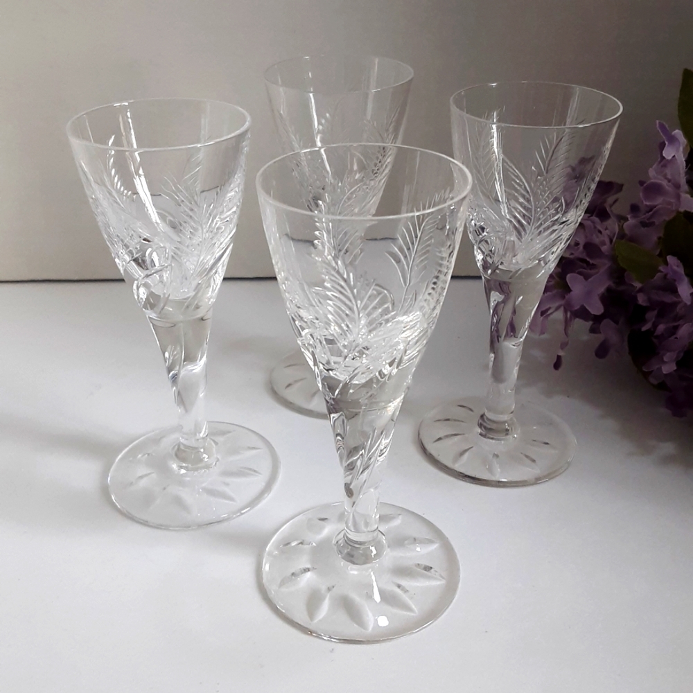 4 Vintage STUART Cut Crystal Ellesmere Cordial Liqueur Glasses Fern Pattern